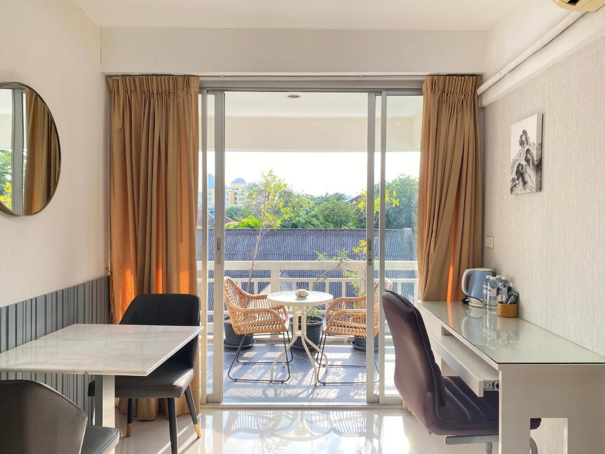 Baan Sabai Rama IV Apartment Bangkok Luaran gambar