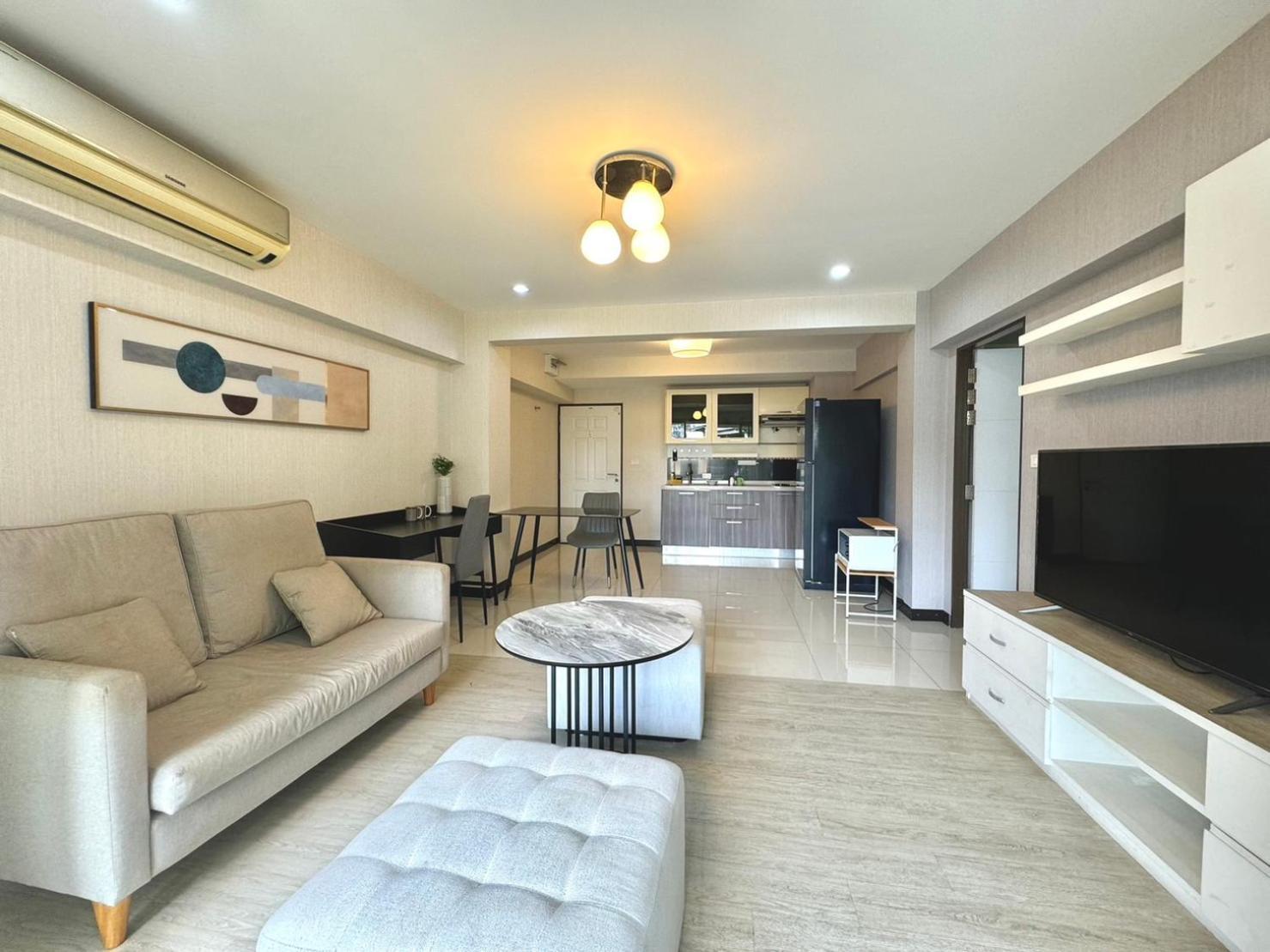 Baan Sabai Rama IV Apartment Bangkok Luaran gambar