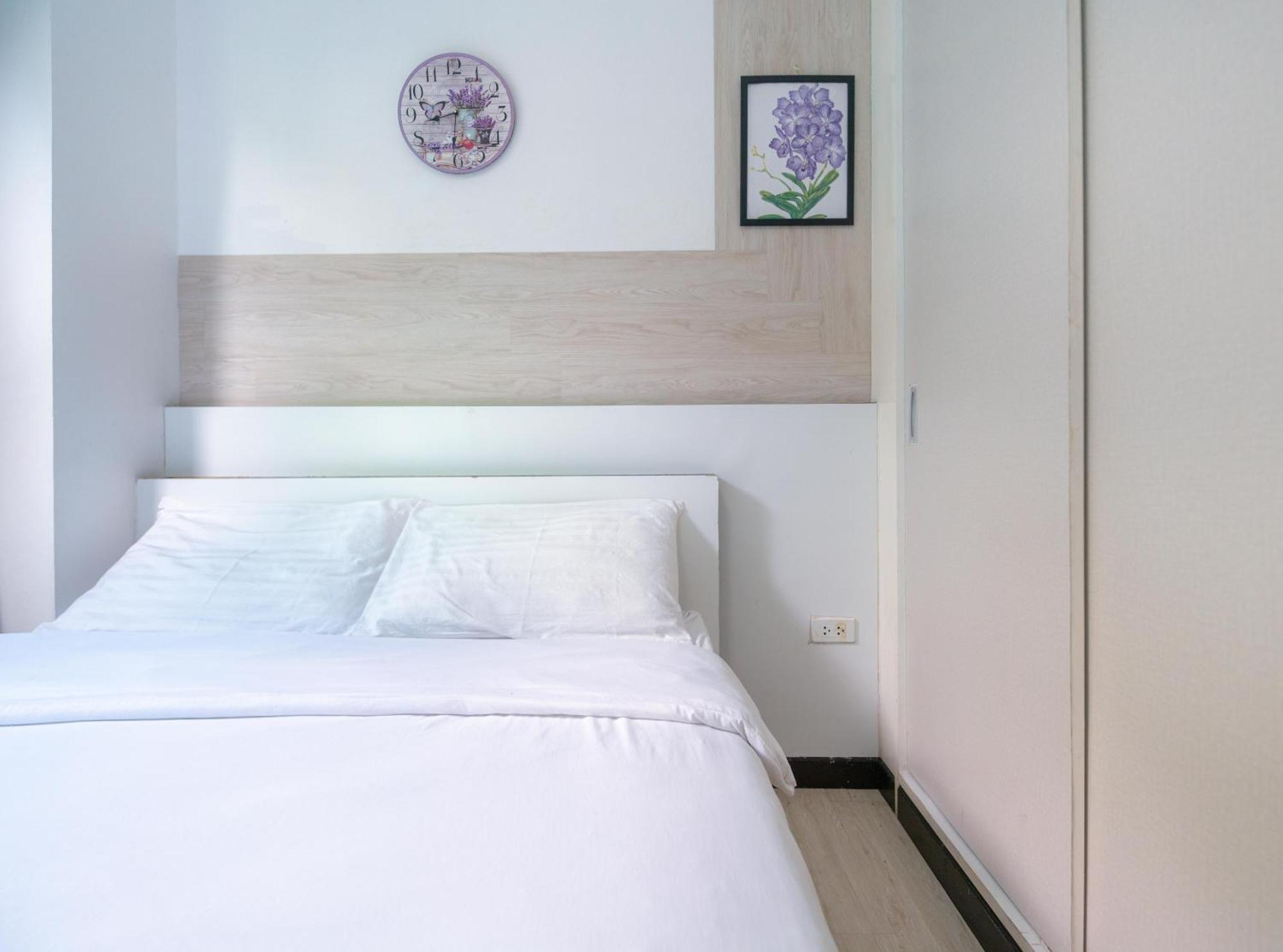 Baan Sabai Rama IV Apartment Bangkok Luaran gambar