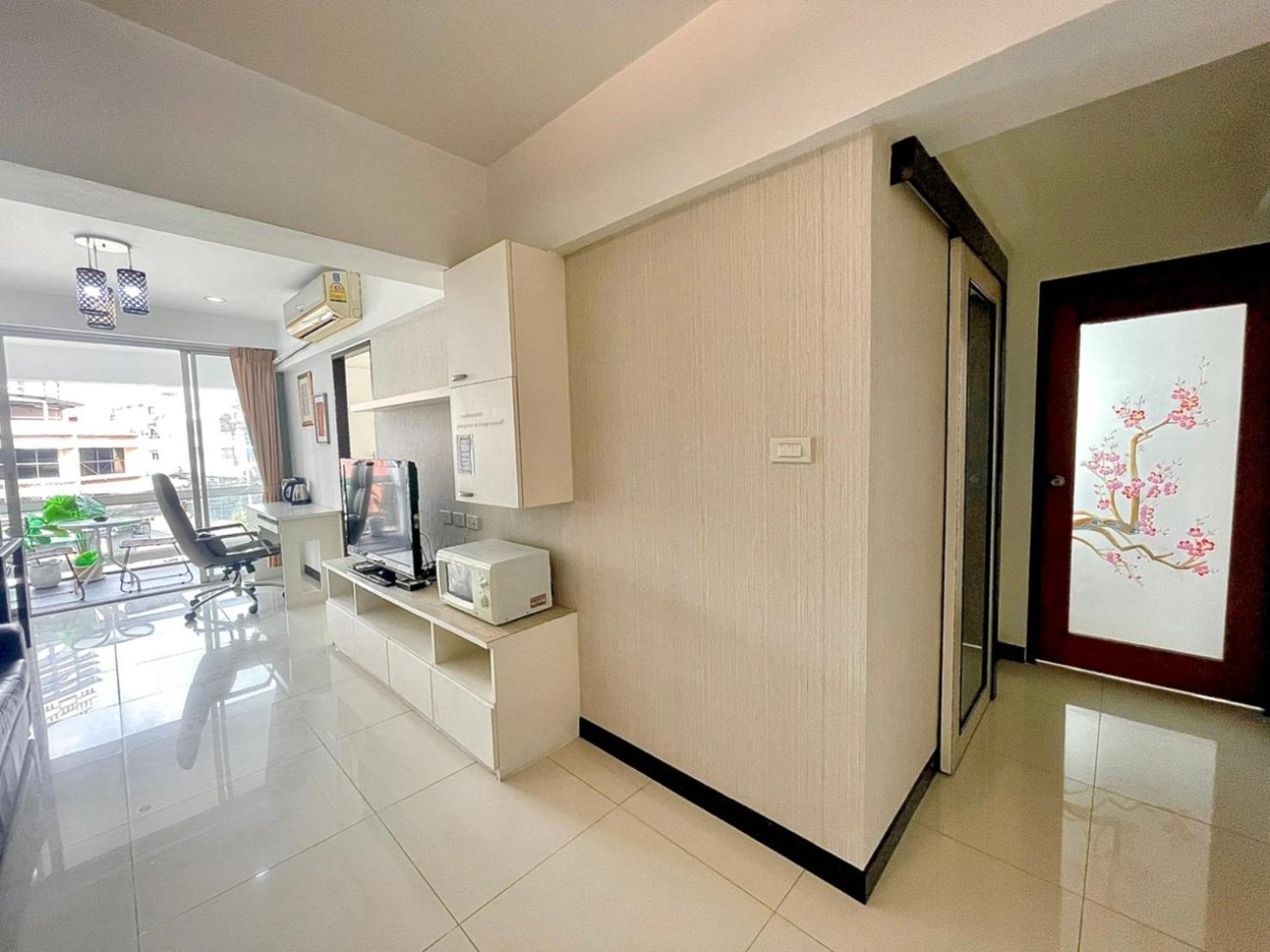 Baan Sabai Rama IV Apartment Bangkok Luaran gambar
