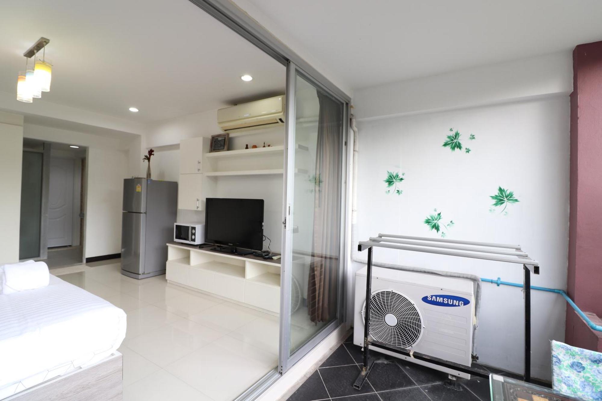 Baan Sabai Rama IV Apartment Bangkok Luaran gambar