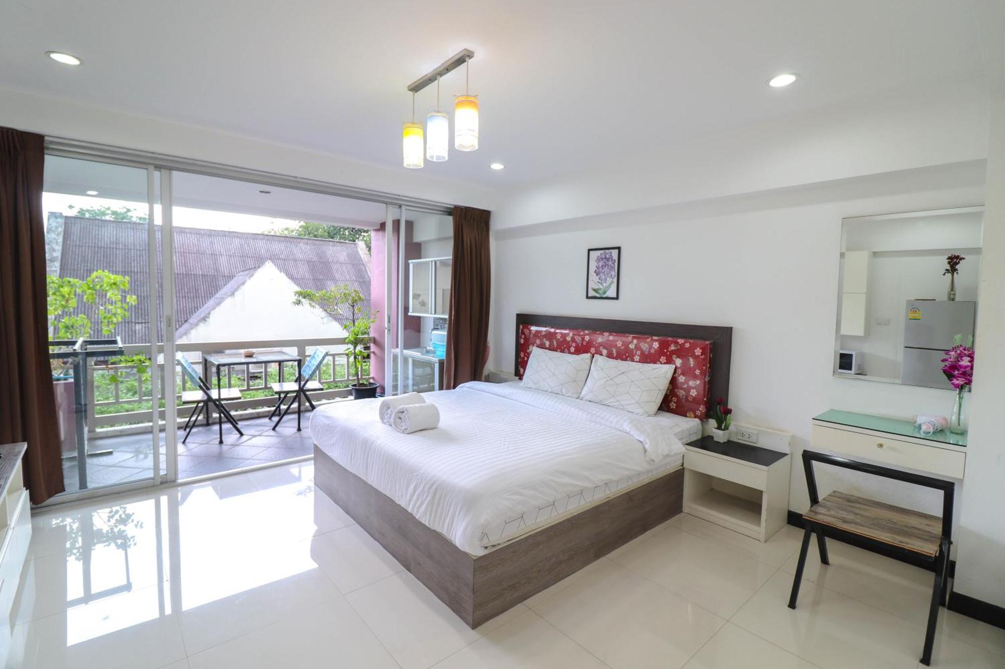 Baan Sabai Rama IV Apartment Bangkok Luaran gambar